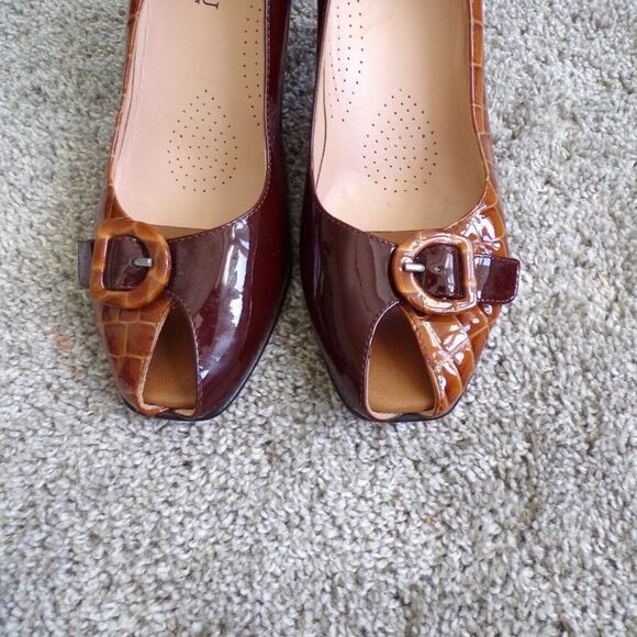 Nwot Anyi Lu ITALIAN leather heels 40 - Picture 3 of 8
